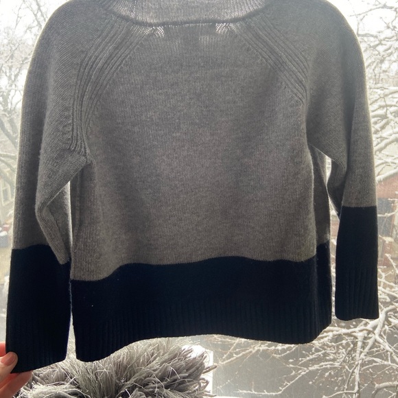 100%CASHMERE UNISEX SWEATSHIRT - Picture 2 of 5